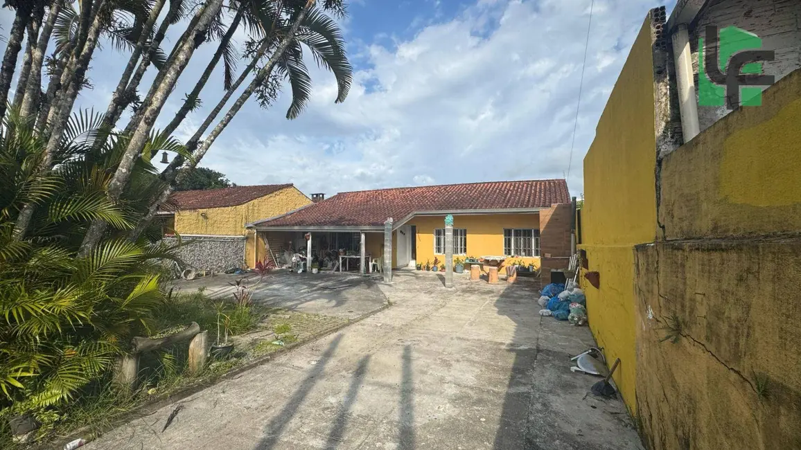 Foto 1 de Casa com 3 quartos à venda, 325m2 em Matinhos - PR