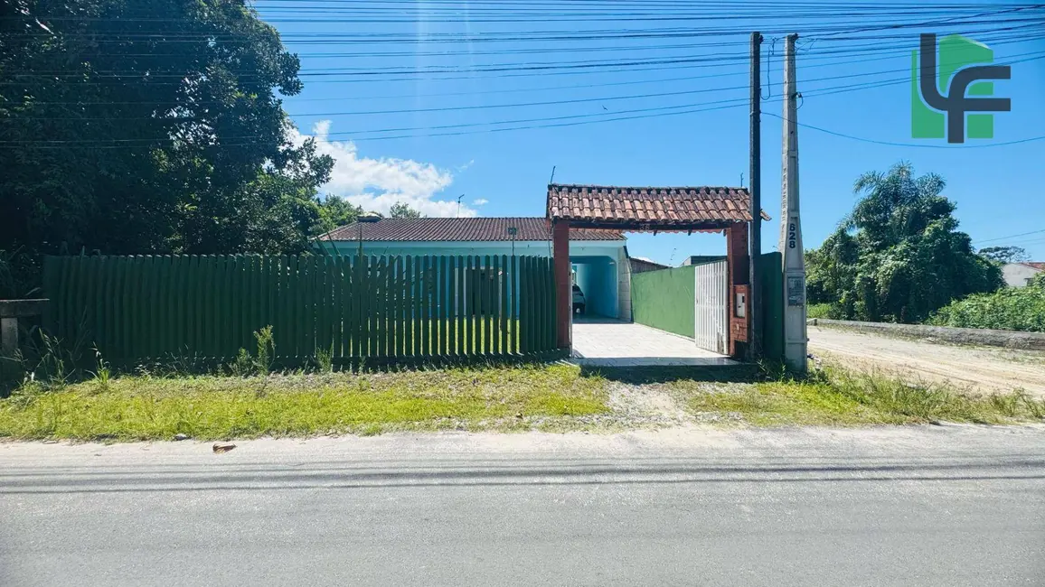 Foto 3 de Casa com 3 quartos à venda, 360m2 em Matinhos - PR