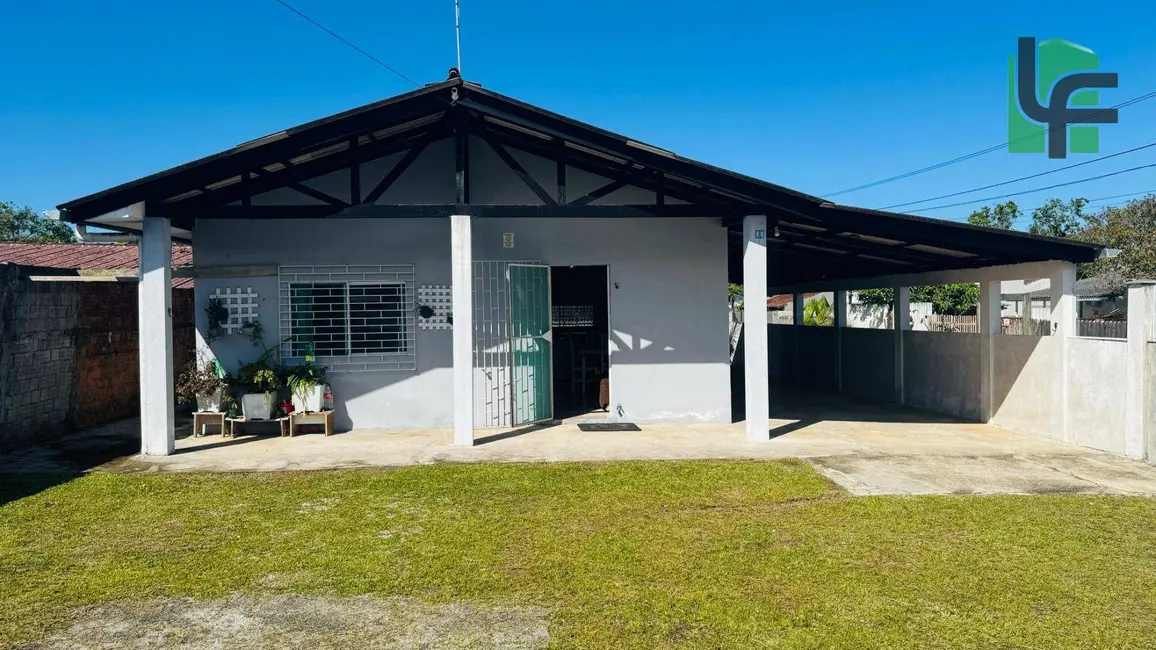 Foto 8 de Casa com 3 quartos à venda, 300m2 em Matinhos - PR