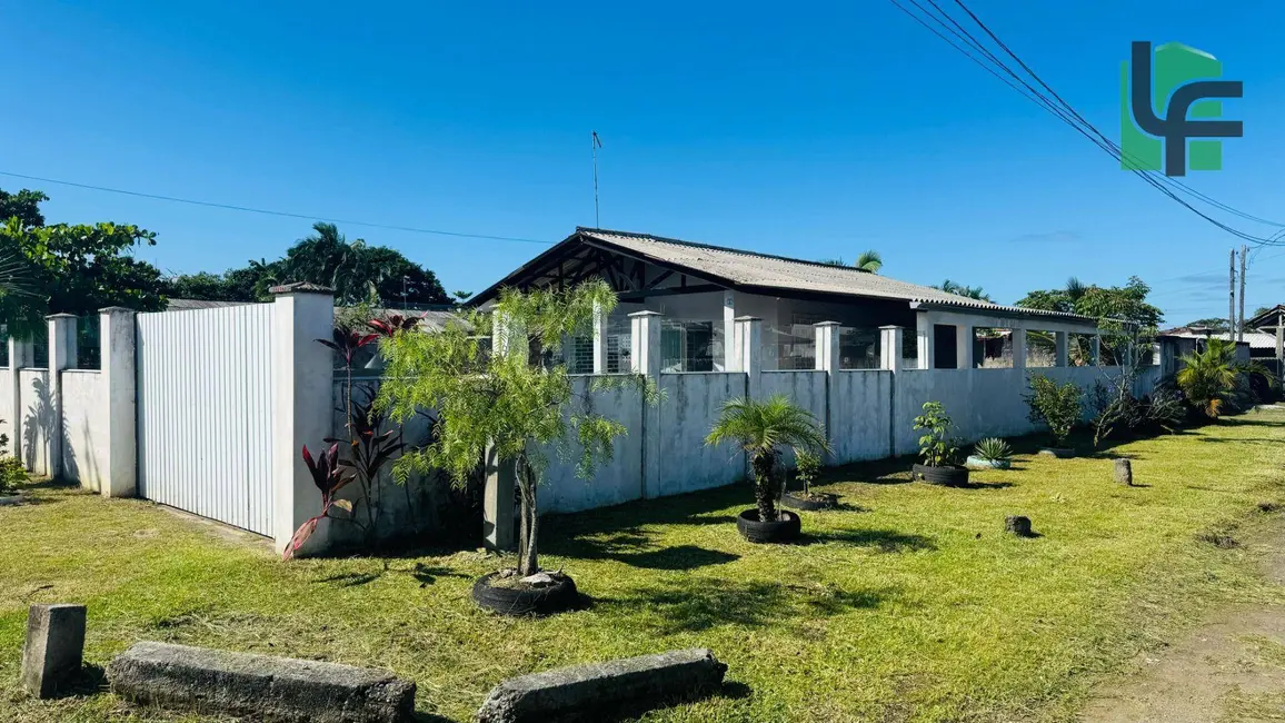 Foto 5 de Casa com 3 quartos à venda, 300m2 em Matinhos - PR