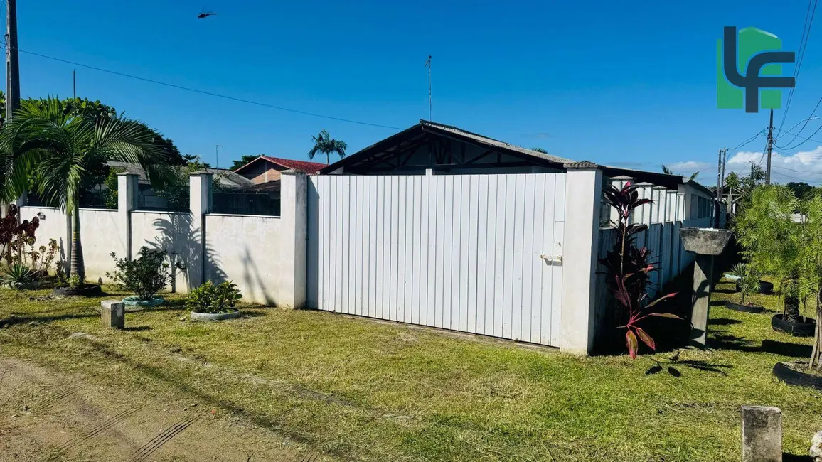 Foto 4 de Casa com 3 quartos à venda, 300m2 em Matinhos - PR