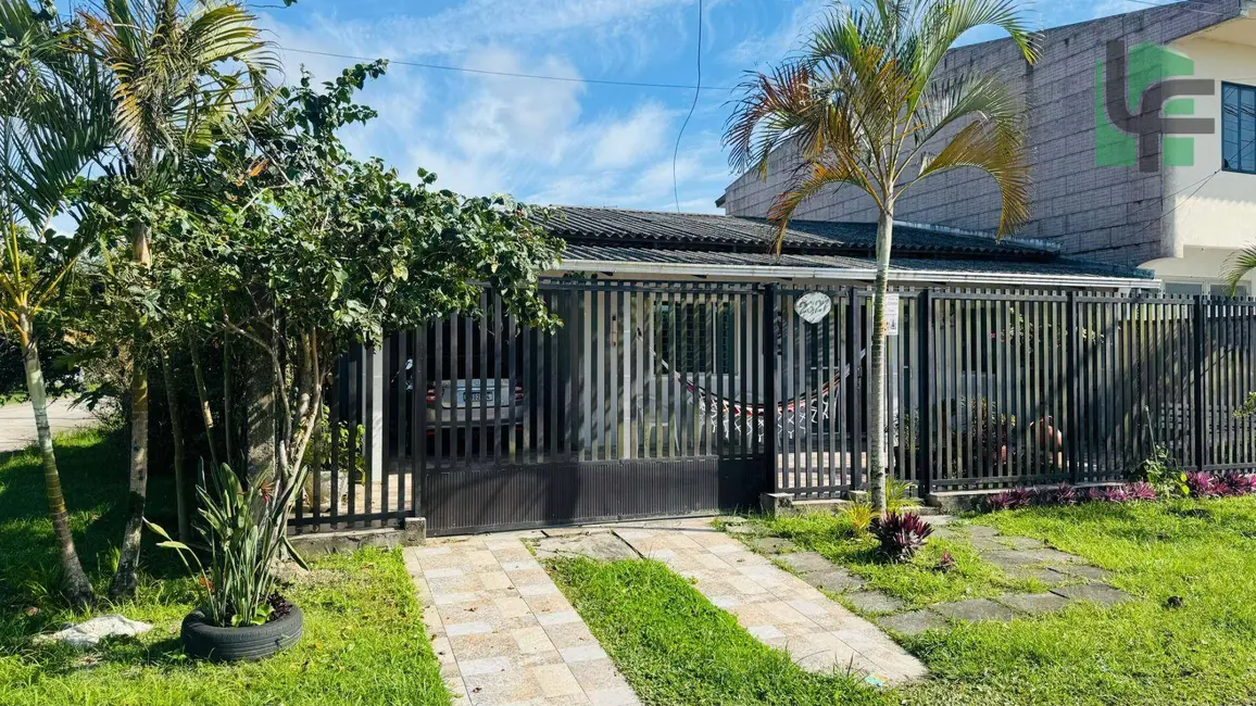 Foto 5 de Casa com 2 quartos à venda, 191m2 em Matinhos - PR