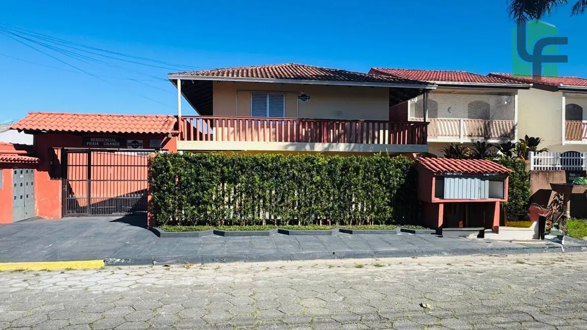 Foto 3 de Apartamento com 2 quartos à venda, 59m2 em Matinhos - PR