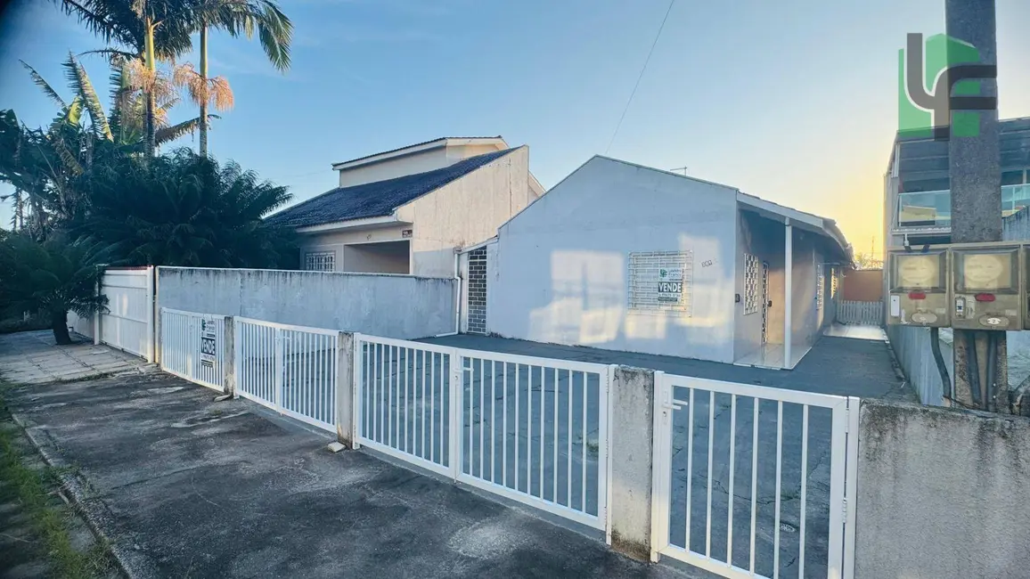 Foto 4 de Casa com 2 quartos à venda, 100m2 em Matinhos - PR