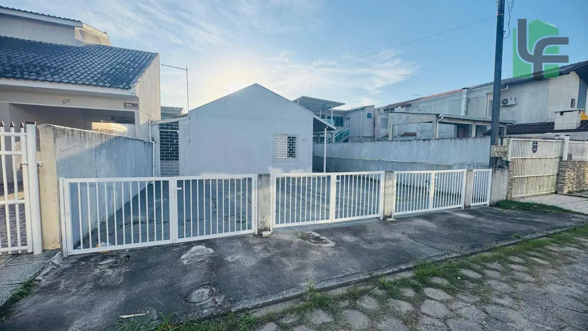 Foto 5 de Casa com 2 quartos à venda, 100m2 em Matinhos - PR