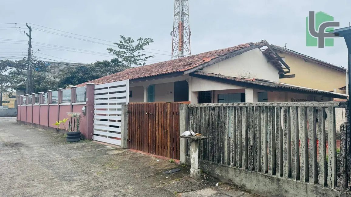 Foto 4 de Casa com 3 quartos à venda, 330m2 em Centro, Matinhos - PR