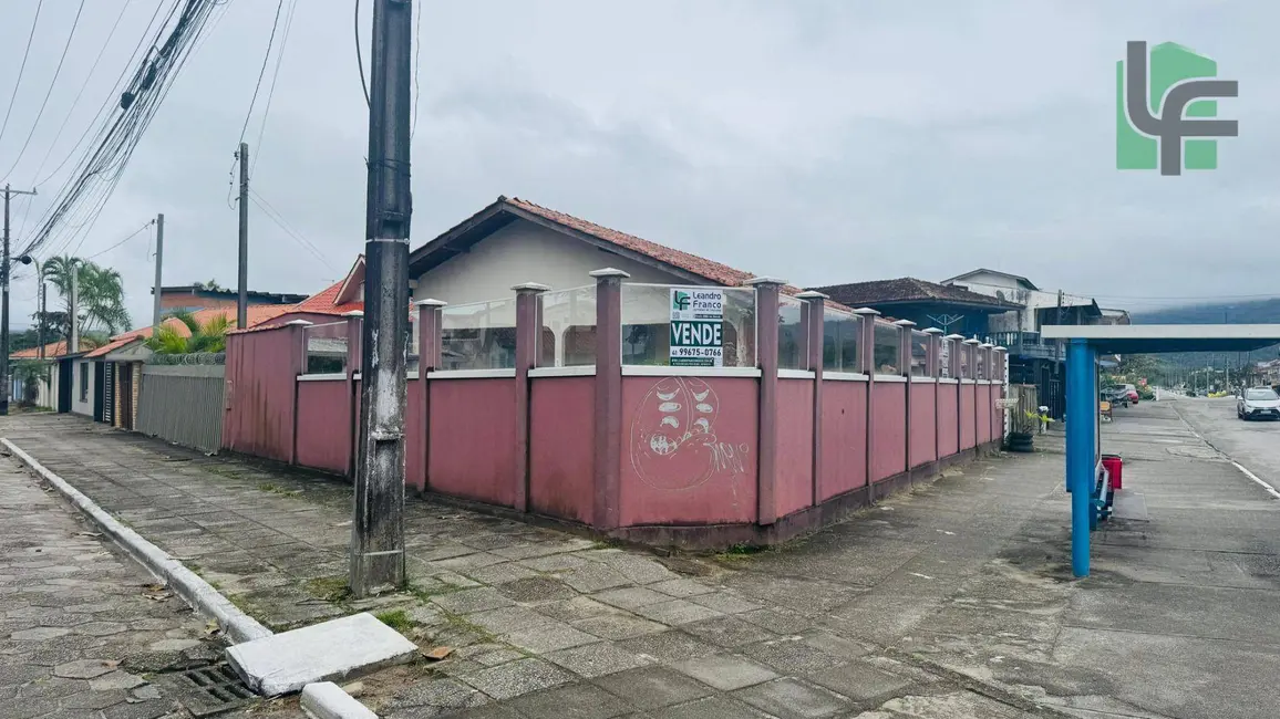 Foto 3 de Casa com 3 quartos à venda, 330m2 em Centro, Matinhos - PR