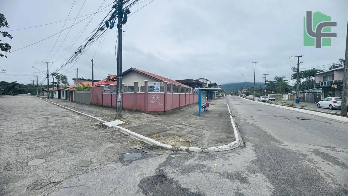 Foto 7 de Casa com 3 quartos à venda, 330m2 em Centro, Matinhos - PR