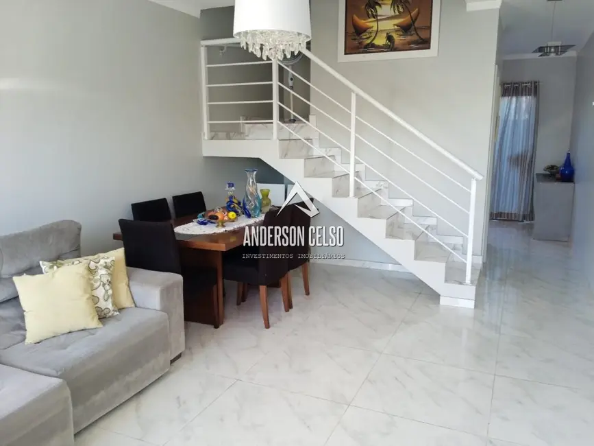 Foto 9 de Sobrado com 2 quartos à venda, 86m2 em Balneario Picarras - SC