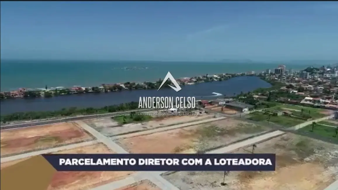 Foto 1 de Terreno / Lote à venda, 448m2 em Barra Velha - SC