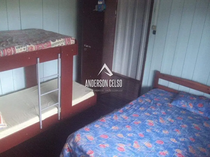 Sobrado com 6 quartos à venda, 100m2 em Barra Velha - SC - imagem 8 Foto 8 de Sobrado com 6 quartos à venda, 100m2 em Barra Velha - SC