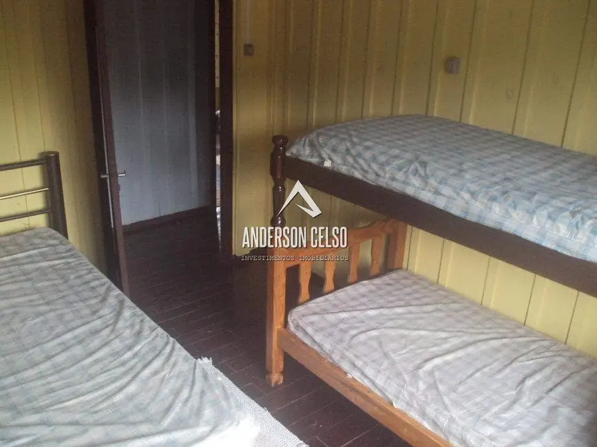 Sobrado com 6 quartos à venda, 100m2 em Barra Velha - SC - imagem 3 Foto 3 de Sobrado com 6 quartos à venda, 100m2 em Barra Velha - SC