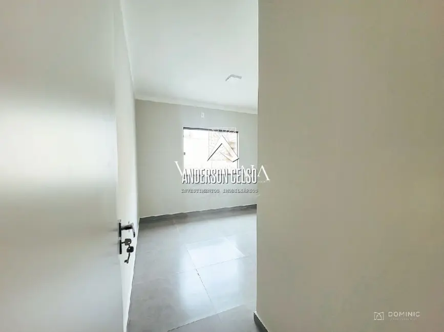 Foto 2 de Casa com 2 quartos à venda, 75m2 em Centro, Barra Velha - SC