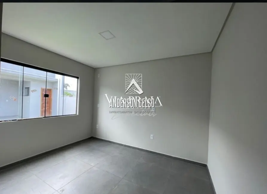 Foto 2 de Casa com 3 quartos à venda, 115m2 em Barra Velha - SC
