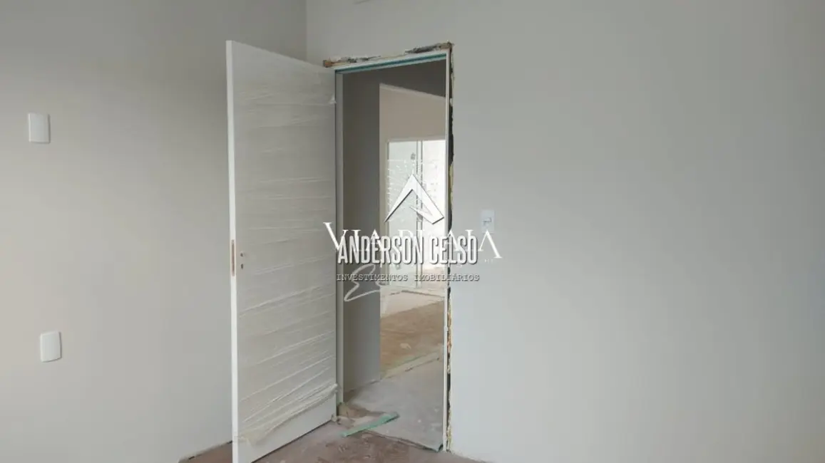 Foto 2 de Casa com 2 quartos à venda, 89m2 em Balneario Picarras - SC