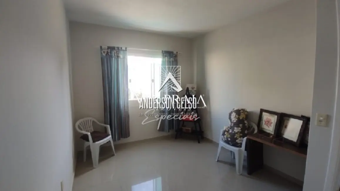 Foto 4 de Sobrado com 2 quartos à venda, 70m2 em Balneario Picarras - SC