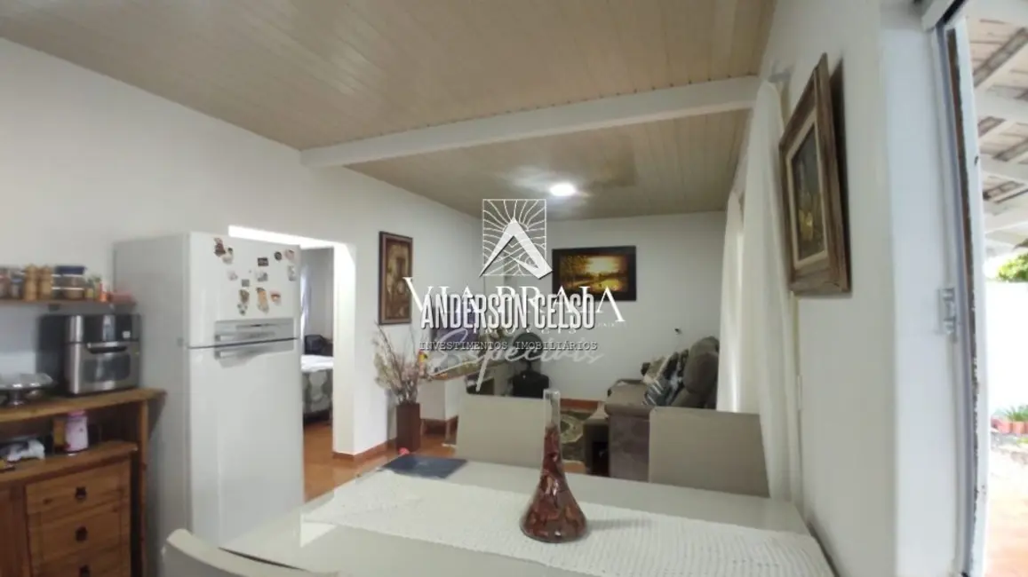 Foto 3 de Casa com 2 quartos à venda, 100m2 em Balneario Picarras - SC