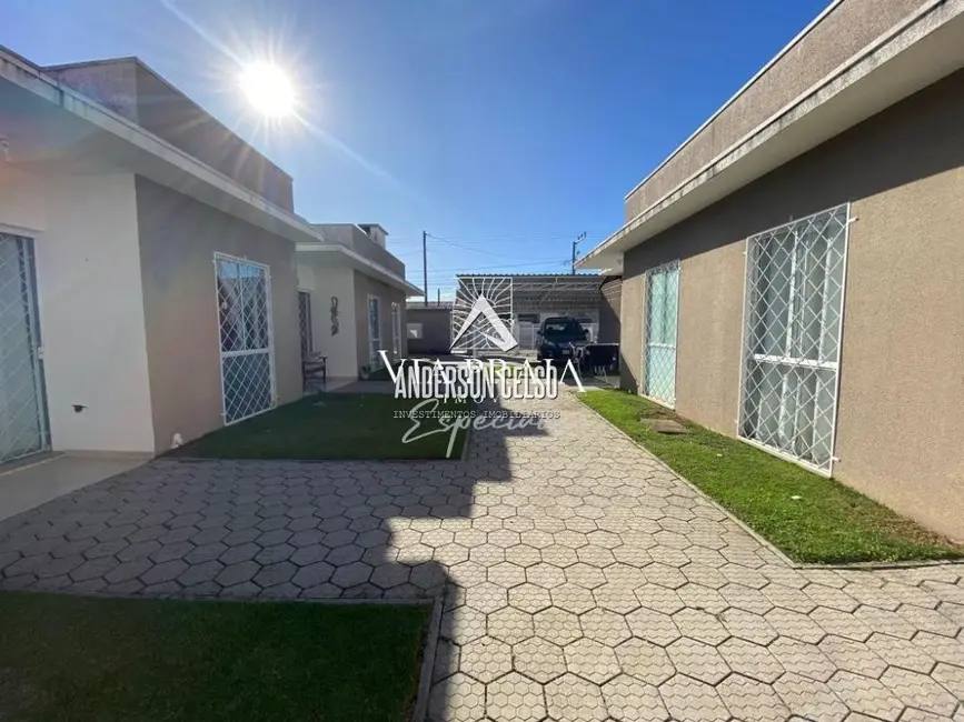 Foto 1 de Casa com 2 quartos à venda, 50m2 em Balneario Picarras - SC