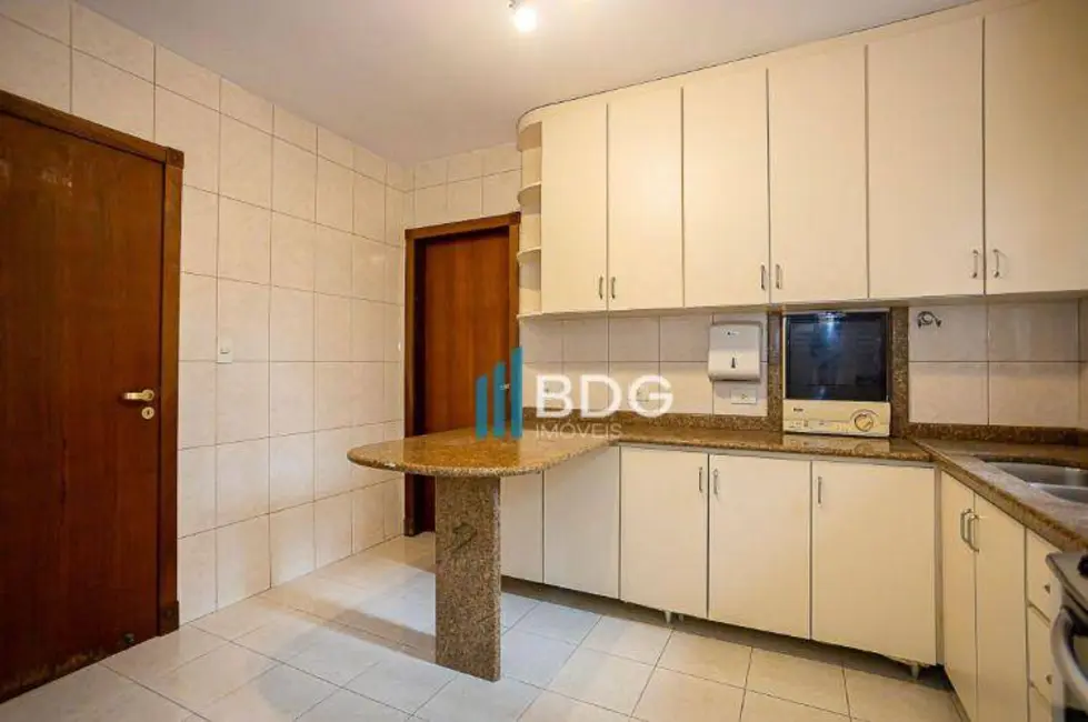 Foto 3 de Casa com 5 quartos à venda, 450m2 em Uberaba, Curitiba - PR