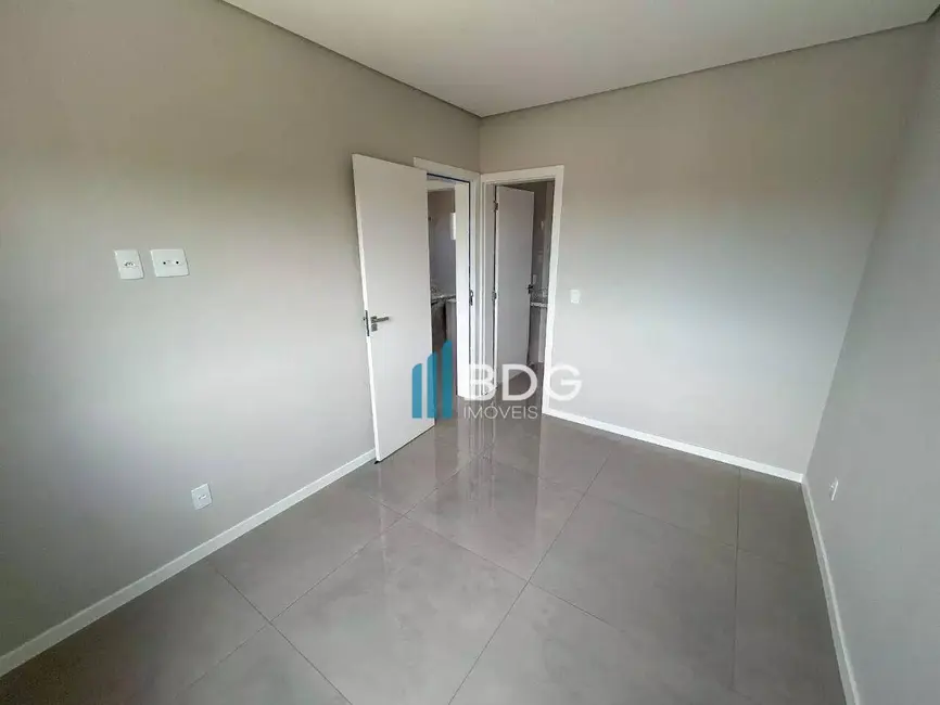 Foto 7 de Apartamento com 2 quartos à venda, 98m2 em Itapoa - SC