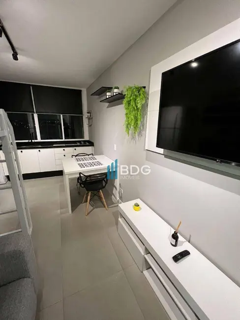 Foto 6 de Kitnet com 1 quarto à venda, 25m2 em Portão, Curitiba - PR