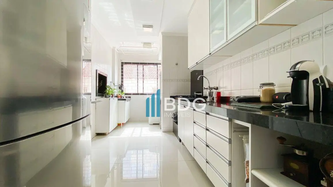 Apartamento com 3 quartos à venda, 95m2 em Alto da Rua XV, Curitiba - PR - imagem 5 Foto 5 de Apartamento com 3 quartos à venda, 95m2 em Alto da Rua XV, Curitiba - PR