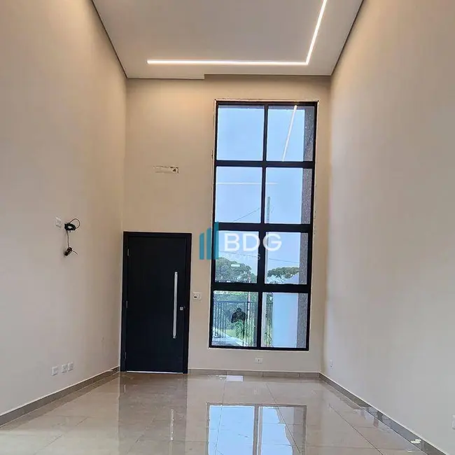 Casa com 3 quartos à venda, 140m2 em Eucaliptos, Fazenda Rio Grande - PR - imagem 2 Foto 2 de Casa com 3 quartos à venda, 140m2 em Eucaliptos, Fazenda Rio Grande - PR