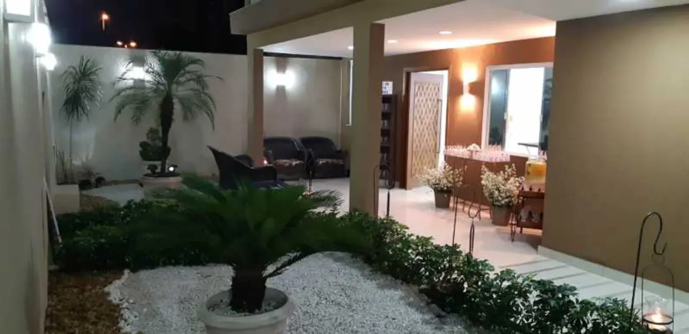 Casa de Condomínio com 3 quartos à venda, 400m2 em Rio De Janeiro - RJ - imagem 3 Foto 3 de Casa de Condomínio com 3 quartos à venda, 400m2 em Rio De Janeiro - RJ