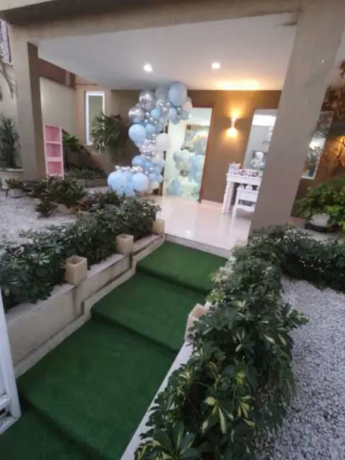 Casa de Condomínio com 3 quartos à venda, 400m2 em Rio De Janeiro - RJ - imagem 4 Foto 4 de Casa de Condomínio com 3 quartos à venda, 400m2 em Rio De Janeiro - RJ