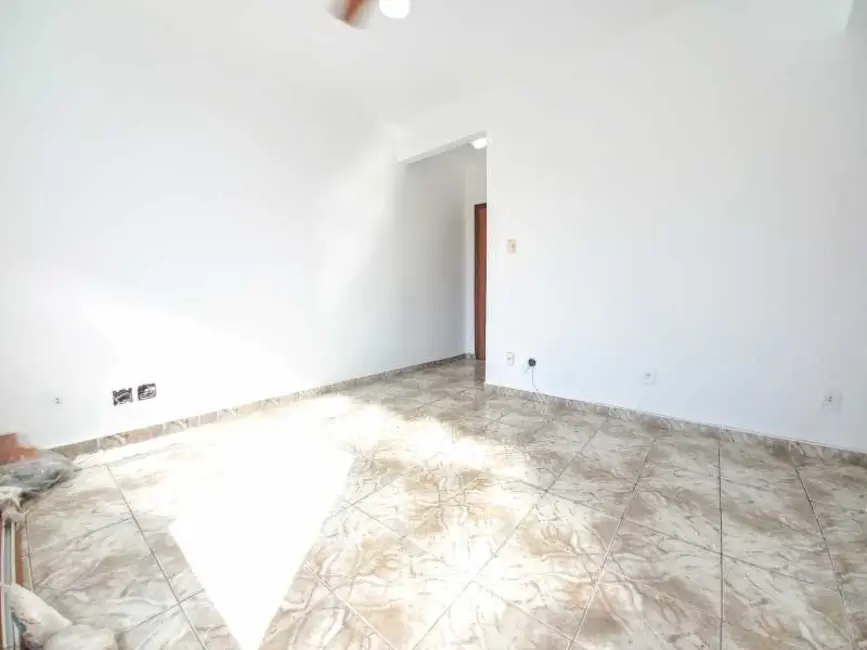 Apartamento com 2 quartos à venda, 45m2 em Rio De Janeiro - RJ - imagem 3 Foto 3 de Apartamento com 2 quartos à venda, 45m2 em Rio De Janeiro - RJ