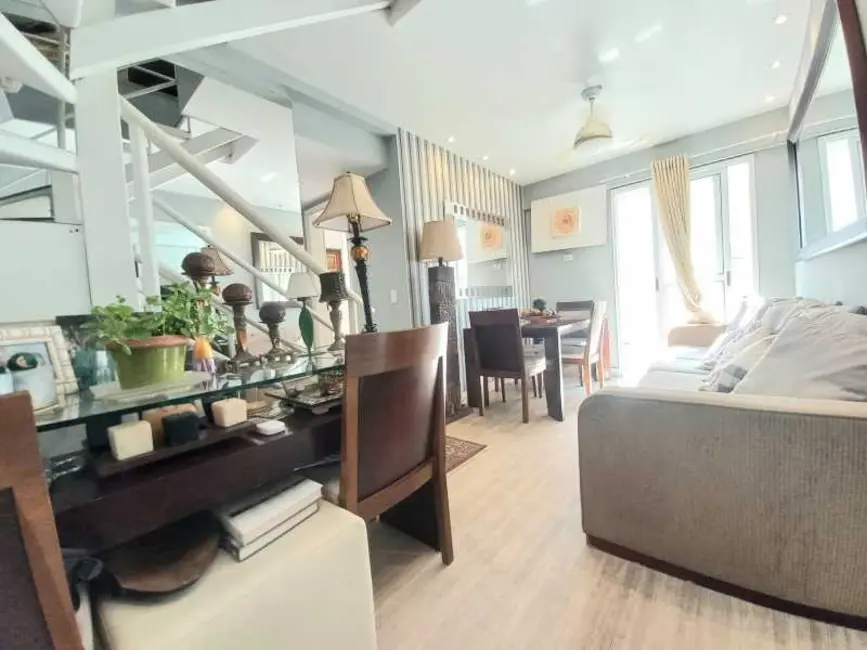 Foto 1 de Cobertura com 3 quartos à venda, 102m2 em Rio De Janeiro - RJ