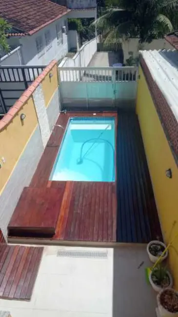 Foto 3 de Casa de Vila com 2 quartos à venda, 170m2 em Rio De Janeiro - RJ