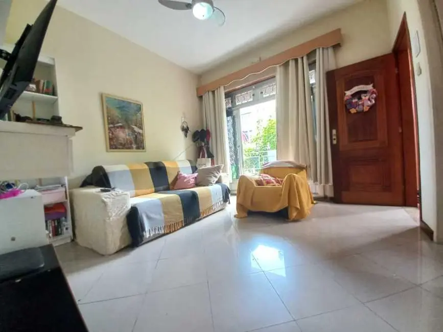 Foto 3 de Casa com 3 quartos à venda, 160m2 em Rio De Janeiro - RJ