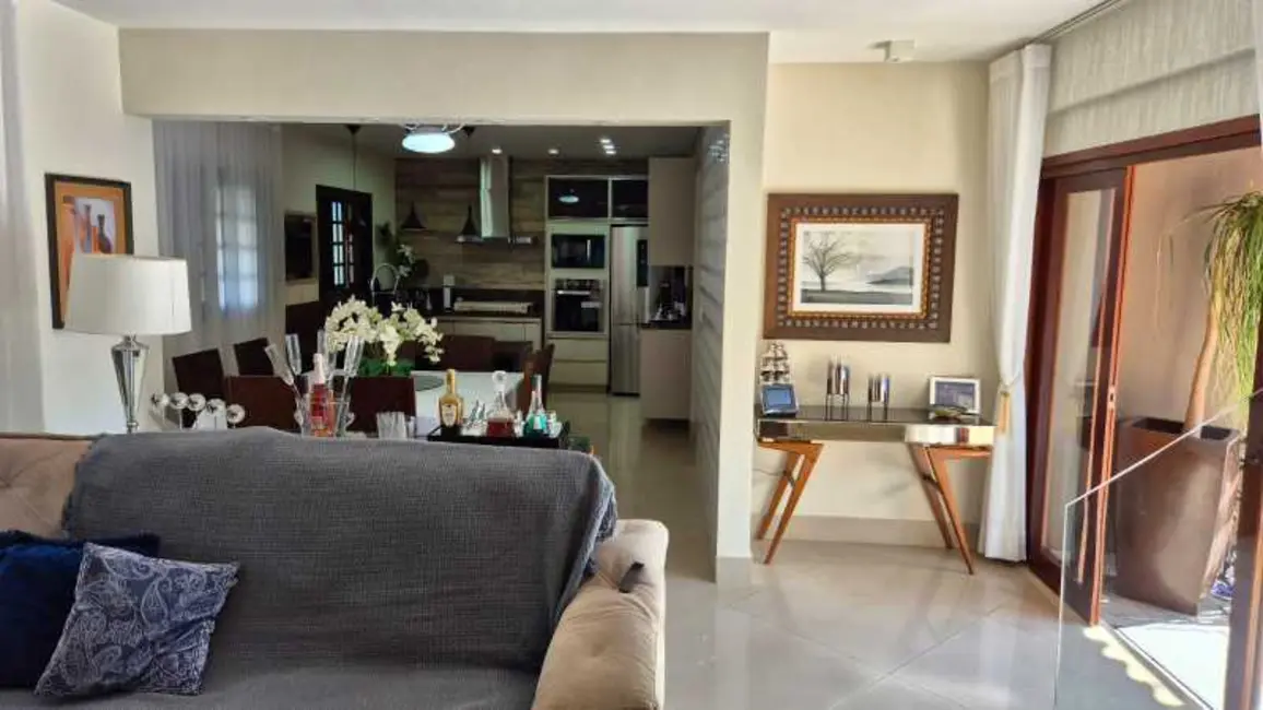 Casa de Condomínio com 5 quartos à venda, 313m2 em Rio De Janeiro - RJ - imagem 4 Foto 4 de Casa de Condomínio com 5 quartos à venda, 313m2 em Rio De Janeiro - RJ