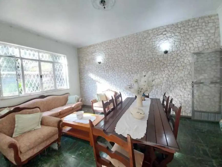 Casa com 5 quartos à venda, 340m2 em Rio De Janeiro - RJ - imagem 3 Foto 3 de Casa com 5 quartos à venda, 340m2 em Rio De Janeiro - RJ