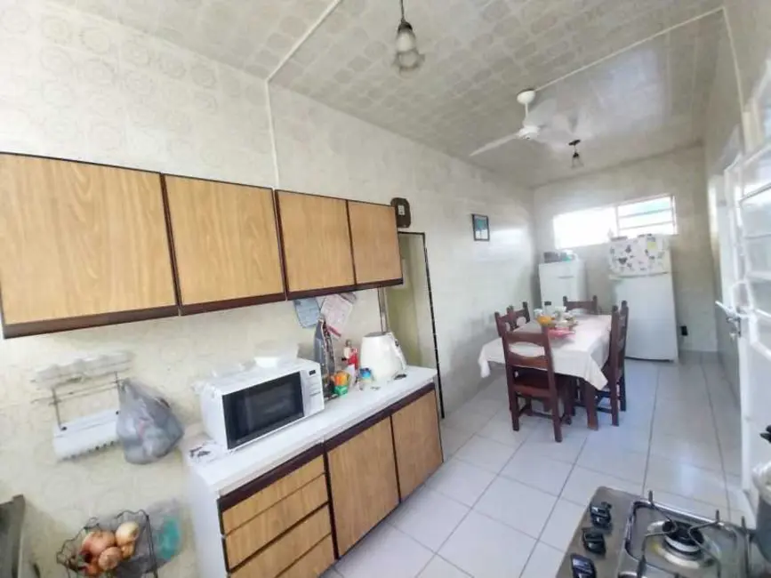 Casa com 5 quartos à venda, 340m2 em Rio De Janeiro - RJ - imagem 8 Foto 8 de Casa com 5 quartos à venda, 340m2 em Rio De Janeiro - RJ