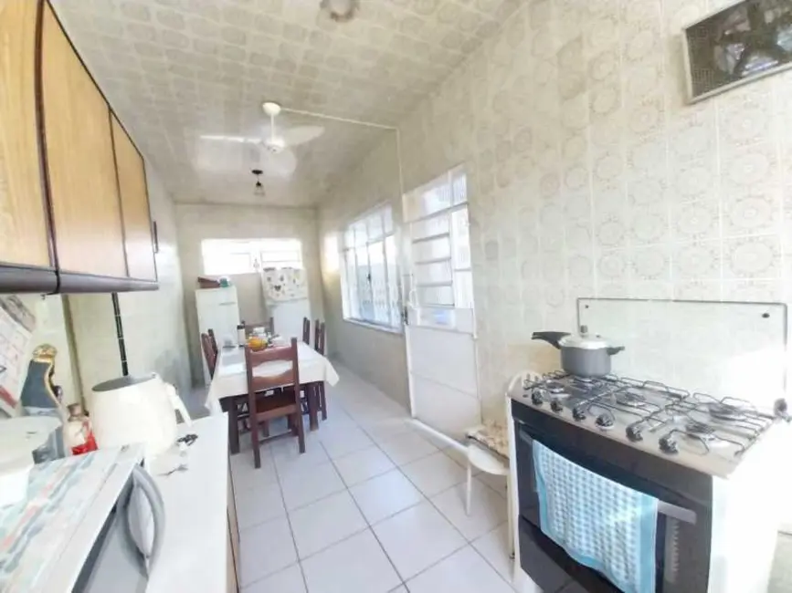 Casa com 5 quartos à venda, 340m2 em Rio De Janeiro - RJ - imagem 6 Foto 6 de Casa com 5 quartos à venda, 340m2 em Rio De Janeiro - RJ