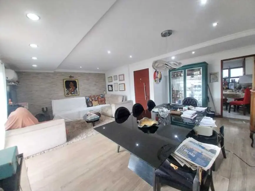 Cobertura com 3 quartos à venda, 257m2 em Rio De Janeiro - RJ - imagem 3 Foto 3 de Cobertura com 3 quartos à venda, 257m2 em Rio De Janeiro - RJ