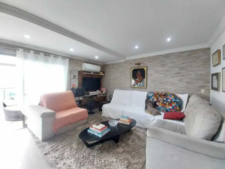 Cobertura com 3 quartos à venda, 257m2 em Rio De Janeiro - RJ - imagem 5 Foto 5 de Cobertura com 3 quartos à venda, 257m2 em Rio De Janeiro - RJ