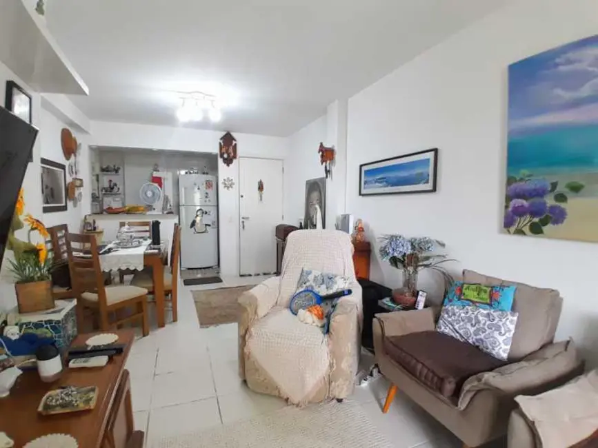 Foto 4 de Apartamento com 2 quartos à venda, 65m2 em Rio De Janeiro - RJ