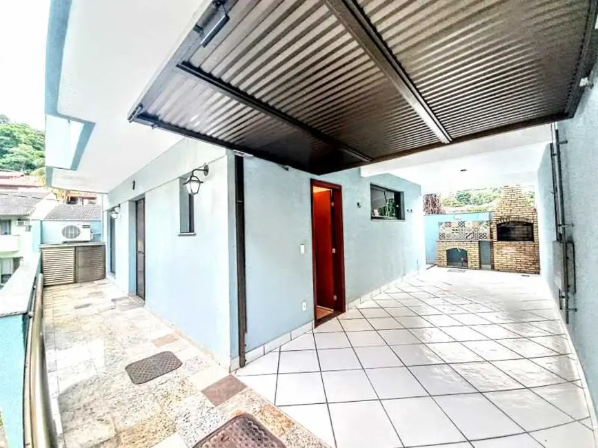 Casa de Condomínio com 4 quartos à venda, 253m2 em Rio De Janeiro - RJ - imagem 1 Foto 1 de Casa de Condomínio com 4 quartos à venda, 253m2 em Rio De Janeiro - RJ