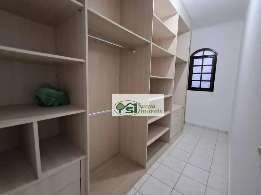 Foto 3 de Sobrado com 3 quartos à venda, 326m2 em Serpa, Caieiras - SP