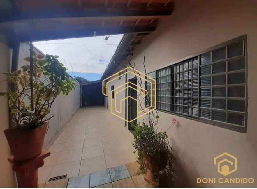 Foto 8 de Casa com 2 quartos à venda, 175m2 em Jardim Adélia Cavicchia Grotta, Limeira - SP