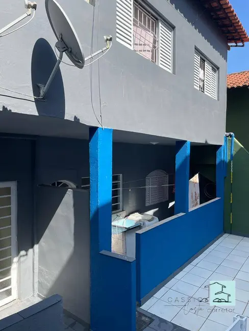 Casa com 11 quartos à venda, 250m2 em João XXIII, Vinhedo - SP - imagem 4 Foto 4 de Casa com 11 quartos à venda, 250m2 em João XXIII, Vinhedo - SP