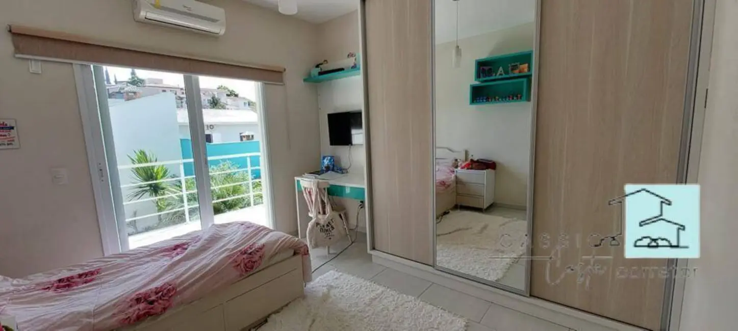 Foto 8 de Casa de Condomínio com 4 quartos à venda, 450m2 em Louveira - SP