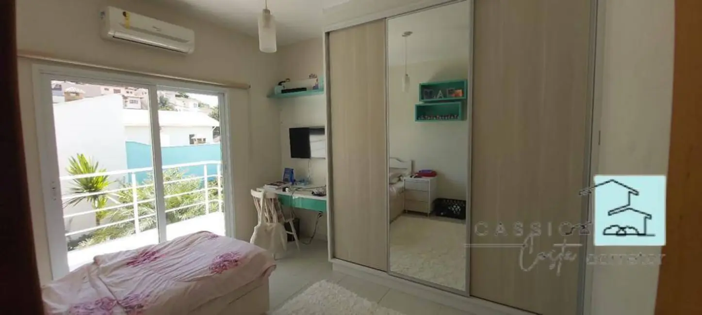 Foto 9 de Casa de Condomínio com 4 quartos à venda, 450m2 em Louveira - SP