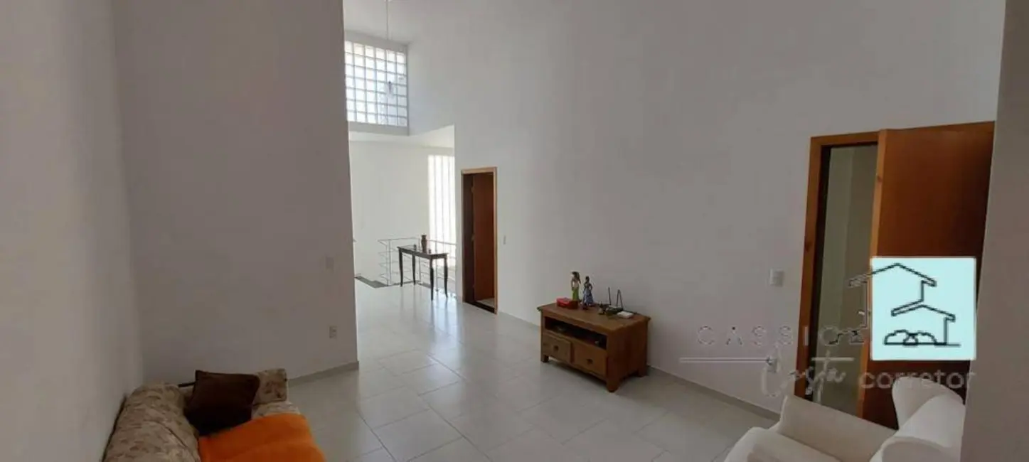 Foto 5 de Casa de Condomínio com 4 quartos à venda, 450m2 em Louveira - SP