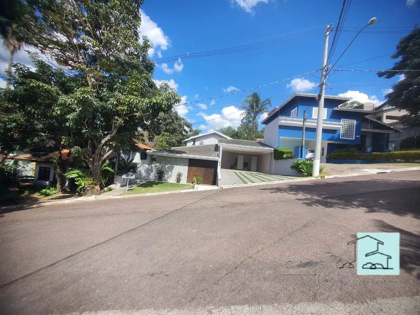 Foto 3 de Casa de Condomínio com 3 quartos à venda, 450m2 em Louveira - SP
