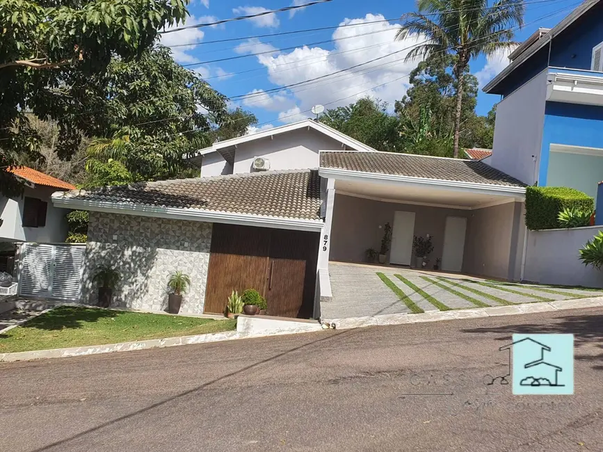 Foto 1 de Casa de Condomínio com 3 quartos à venda, 450m2 em Louveira - SP
