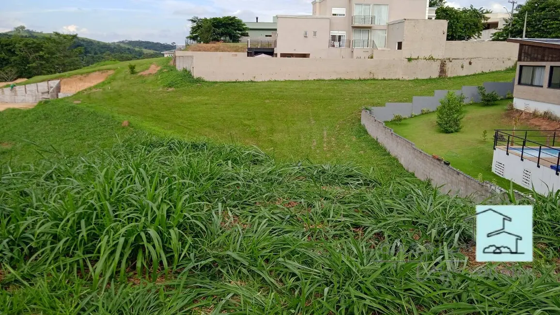 Foto 1 de Terreno / Lote à venda, 877m2 em Itupeva - SP